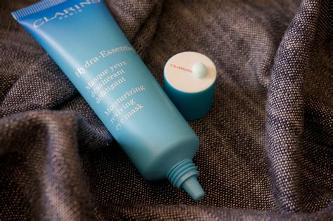 Kosmetik News Von Clarins Sch N Und Gepflegt In Den Sommer