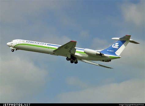 Uk Ilyushin Il M Uzbekistan Airways Stuart Prince Jetphotos