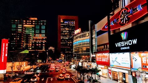 台北信義區｜璀璨萬千燈光迷人的信義商圈高樓夜景 嘿部落