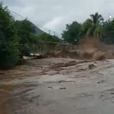 Colapsa Puente El Infiernillo En Michoac N Tras Paso De Rick Video