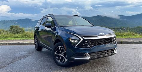 5 Things Make Driving the 2023 Kia Sportage Hybrid Surprisingly Good