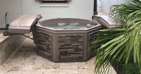 Charlotte Hot Tubs And Swimming Pools Tuff Spa Tt350 Round Hot Tub Hard Cover Hot Tub