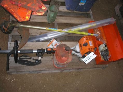 Stihl Kombi Pole Saw W Weed Whip Attachment Live And Online Auctions On