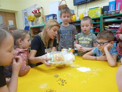 Co Z Czego Jest Zrobione Chleb R Przedszkole Miejskie Nr