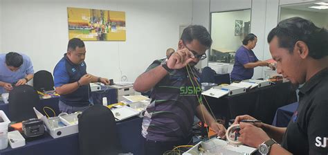 4 Hari Fiber Optics Hands ON SINARAN OPTIK SDN BHD