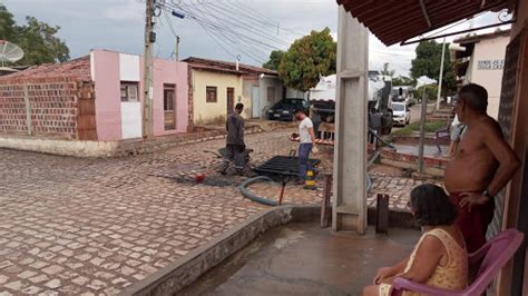 Ass Todo Dia Leia E Fique Sabendo Bueiro Estourado Tira O Sossego