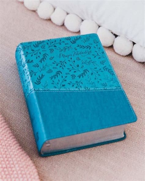 Biblia Mujer Verdadera Aqua Beraca Librer A Cristiana En L Nea