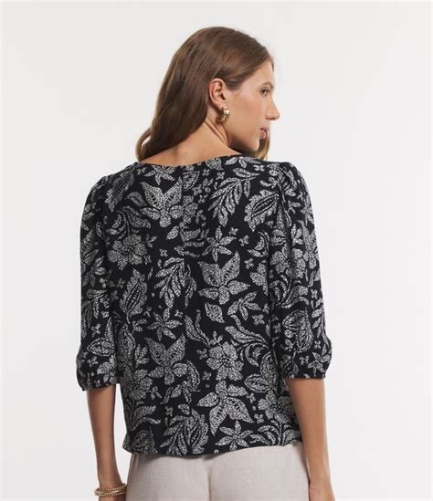 Blusa Em Viscose Manga Bufante E Estampa Floral Preto