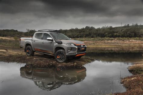 Mitsubishi Lança L200 Triton Em Versão Rally Dos Sertões Motor Show