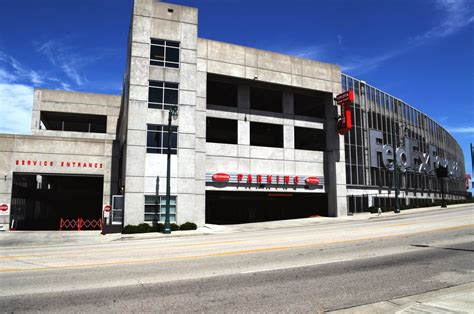 FedEx Forum Parking Garage - Zellner Construction