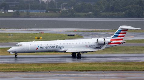 American Airlines Bombardier CRJ-702ER - oneworld virtual