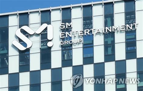 Smㆍ하이브 주총 앞두고 ‘의결권 구애표심잡기 총력전 예고