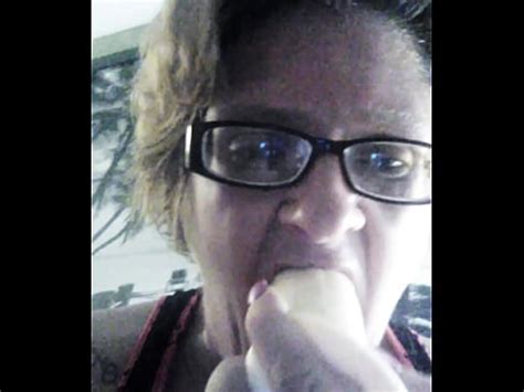 Gumjob From Granny In Winston Salem XVIDEOS