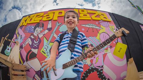 Un Festival Apto Para Todo Público Cómo Viven Padres E Hijos El Lollapalooza 2018 Infobae