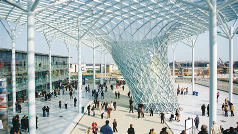 Trasporti Fieristici Per L Allestimento Di Stand E Strutture In Fiera