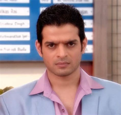 Yeh Hai Mohabbatein: Karan Patel aka Raman Bhalla’s different moods! (View Pics) | India.com