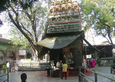 Tulja Bhavani Temple Tuljapur Osmanabad Maharashtra History Architecture