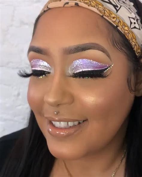 Pretty Lilac Glitter Makeup 💜 Loveliexk [video] Eye Makeup Eye Makeup Tutorial Glitter Makeup