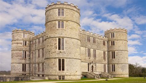 Lulworth Castle & Park – Pebble Bank