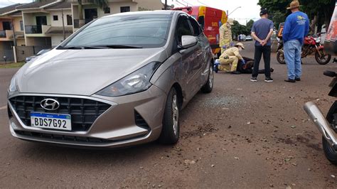 Forte colisão entre Honda CG e HB20 deixa motociclista ferido no Parque