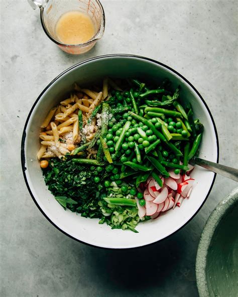 Lemony Spring Pasta Salad With Vegetables And Herbs The First Mess