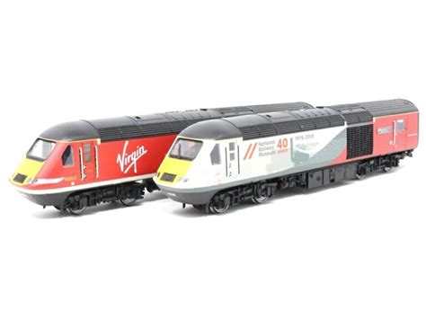 Hornby R3502 NRM40 VTEC Livery Class 43 HST Power Car Set OO Gauge