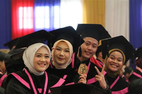 Congraduations Ini 5 Fakta Wisuda Ke 17 President University