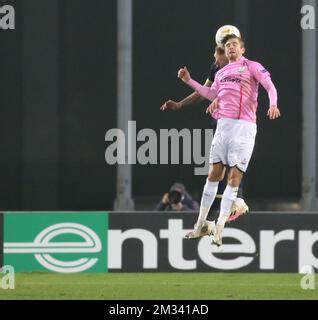 Antwerp S Ritchie De Laet LASK S Andreas Gruber And Antwerp S