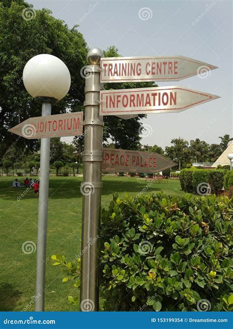 Sign Board In A Park For Directions Editorial Stock Image Image Of