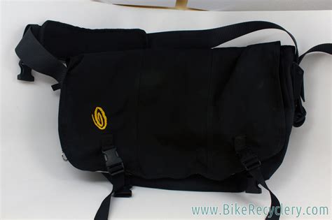 Timbuk2 Classic Commuter Messenger Bag Black Bike Recyclery