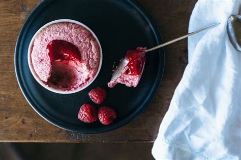 Raspberry Souffle | Downshiftology