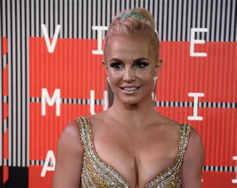 Britney S Back Trois Choses Savoir Sur Son Me Album Public