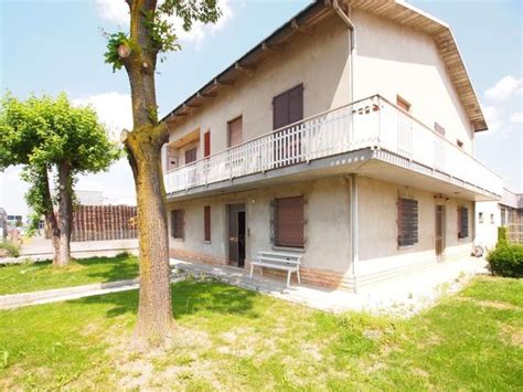 Case Con Balcone In Vendita A Campegine Reggio Emilia Idealista N 1