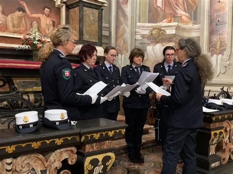 Verbania La Polizia Municipale Ha Festeggiato Il Patrono San