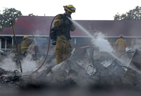 Boyles Fire At 76 Acres 30 Contained Evacuations In Effect