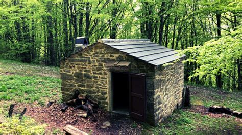 Al Bivacco Pallereta Escursione Guidata Nelle Foreste Casentinesi Toscana