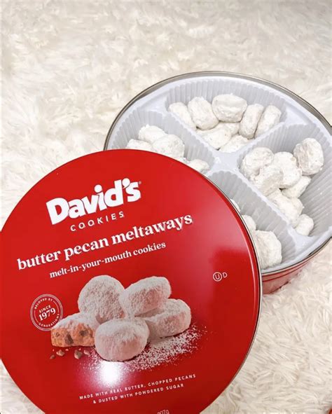 Bánh David s Cookies Butter Pecan Meltaways 32 oz 1 Pack HP Mart