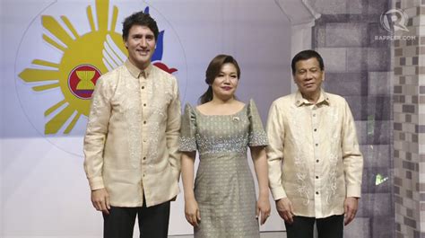 In Photos World Leaders Wear Barongs Filipiniana Gowns For Asean Gala