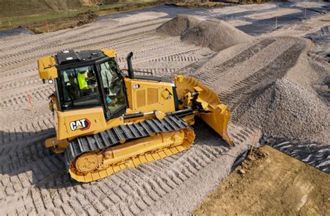 New Cat® D4 Dozer | LECTURA Press