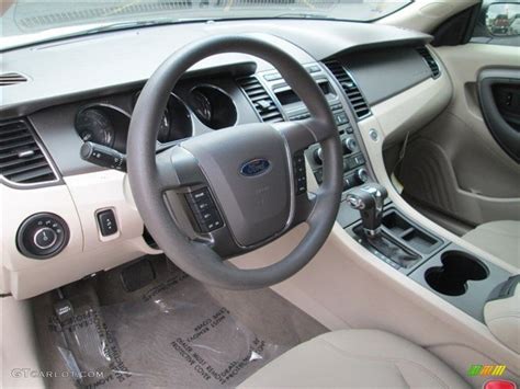 2010 Ford Taurus SE Light Stone Dashboard Photo 81653005 GTCarLot