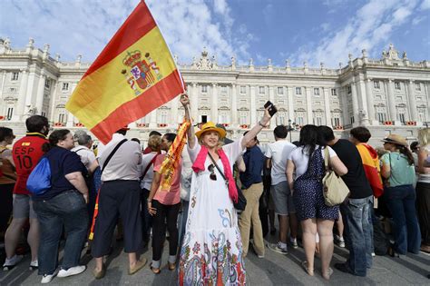 Les Images De L Intronisation De Felipe Vi Nouveau Roi D Espagne