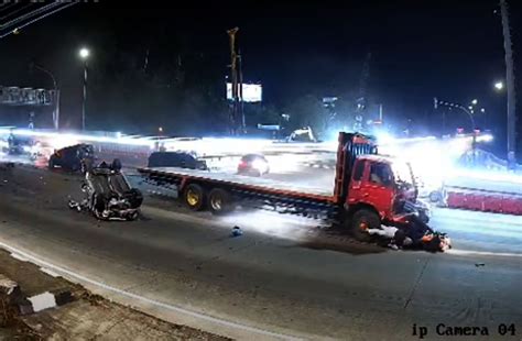 JANGAN BACA Begini Cerita Saksi Mata Kecelakaan Maut Di Exit Tol Bawen