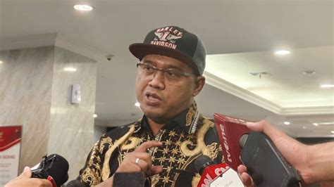 Anggota Dpr F Pan Gugat Rekan Separtai Crazy Rich Surabaya Tom Liwafa