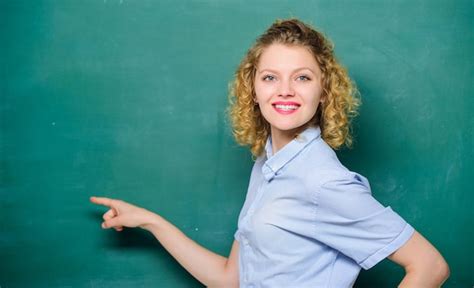 Faites Attention Les Enseignants éclairent Le Chemin Du Succès Une