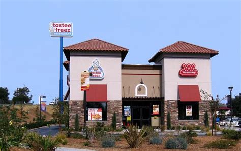 Tastee-Freez / Wienerschnitzel - Atascadero, California