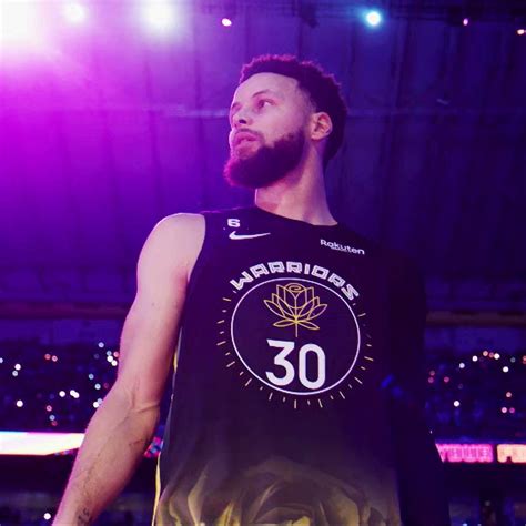 Warriors Brasil 20 21 on Twitter CURRY DE ARM SLEEVE TÁ GOSTOSO PRA