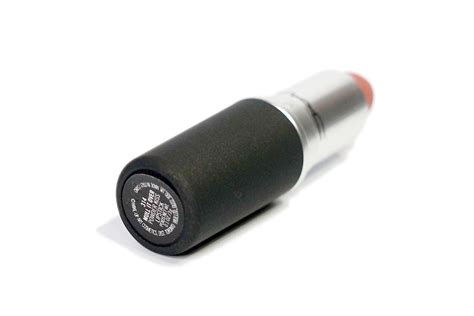 MAC Powder Kiss Lipstick in Mull It Over | Review - Jello Beans