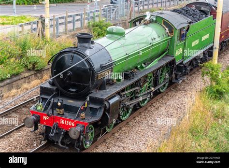 Steam Locomotive Lner B1 Class 61306 Mayflower Hauling A Steam Dreams