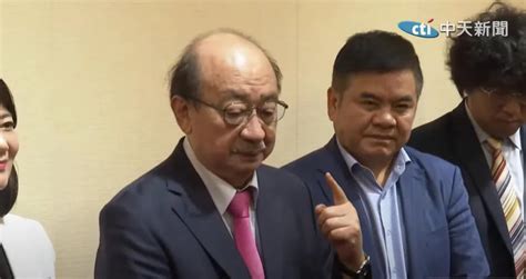 反對修法防大法官撈過界 民進黨團總召柯建銘嗆聲了！