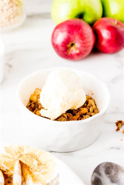 Delicious And Easy Air Fryer Apple Crisp Recipe